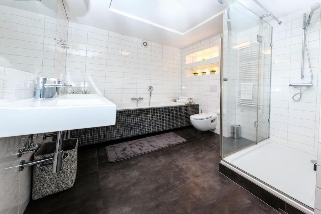 #Stayhere - Spacious Luxury Town Hall 3Bdr Apartment VNO Eksteriør billede