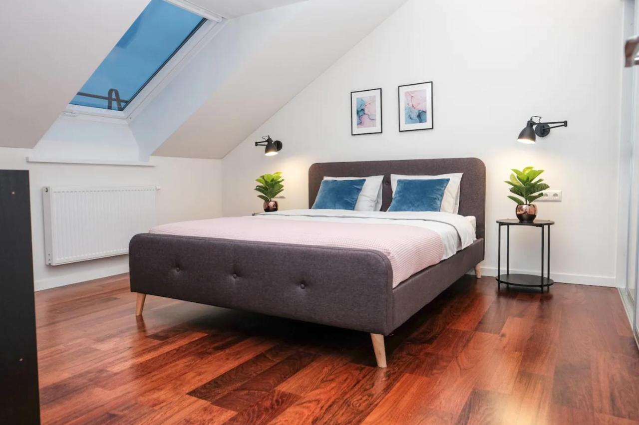 #Stayhere - Spacious Luxury Town Hall 3Bdr Apartment VNO Eksteriør billede