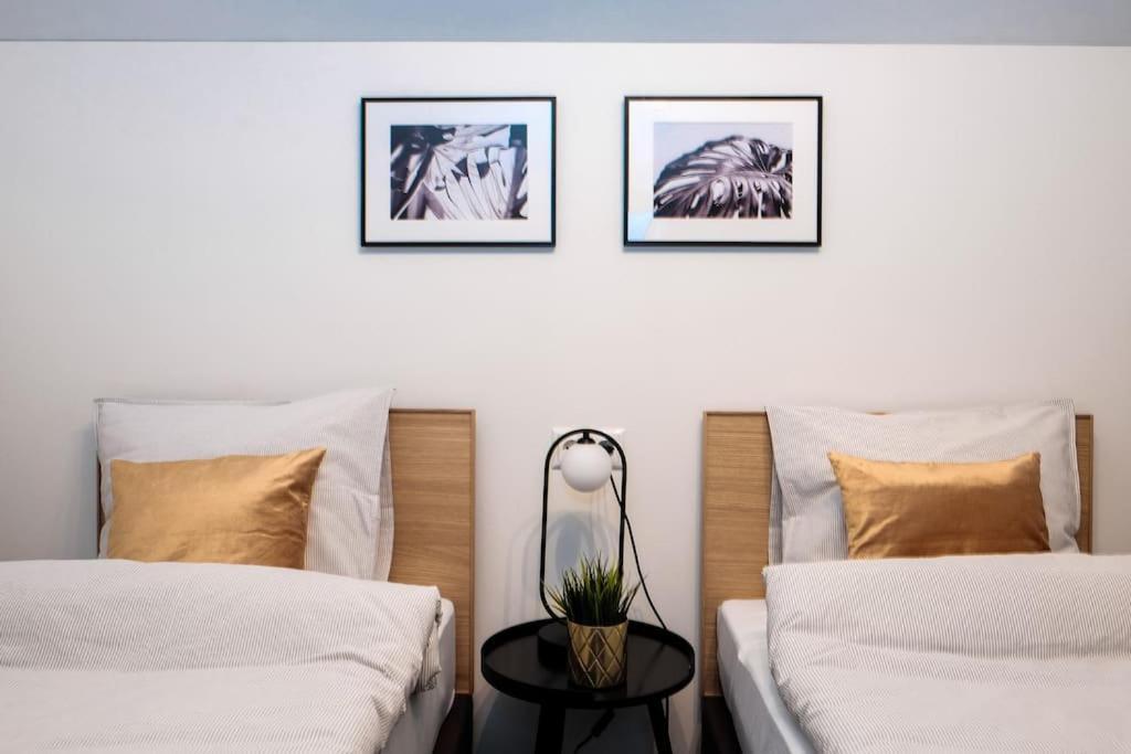 #Stayhere - Spacious Luxury Town Hall 3Bdr Apartment VNO Eksteriør billede